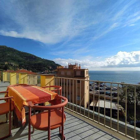 Monia House Sea View Apartment Levanto Luaran gambar