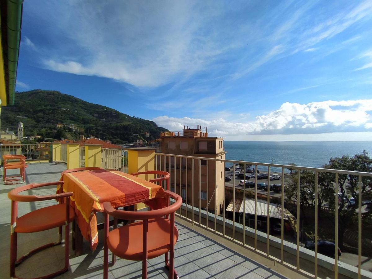Monia House Sea View Apartment Levanto Luaran gambar