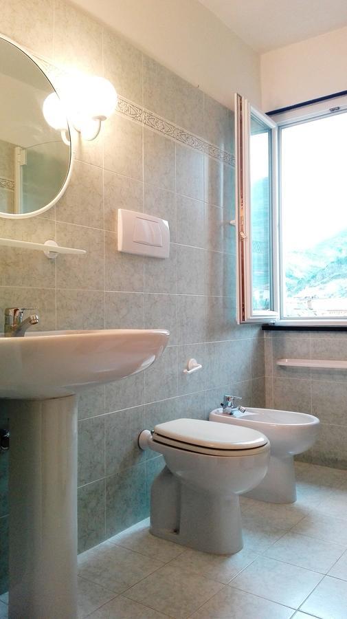 Monia House Sea View Apartment Levanto Luaran gambar